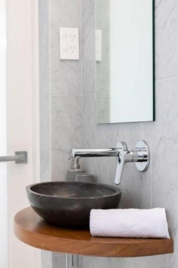 Upscale Cliffside Studio With Ocean Views North Bondi سيدني المظهر الخارجي الصورة