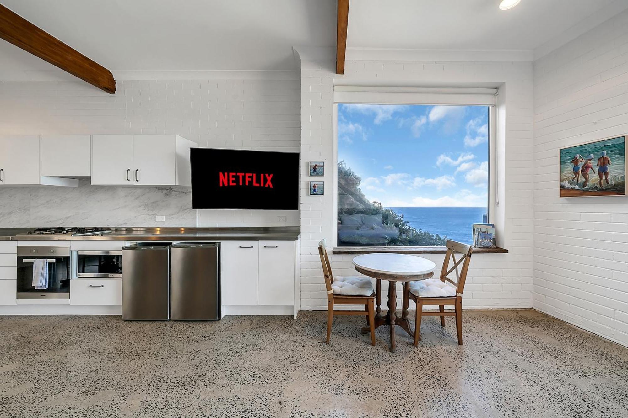 Upscale Cliffside Studio With Ocean Views North Bondi سيدني المظهر الخارجي الصورة